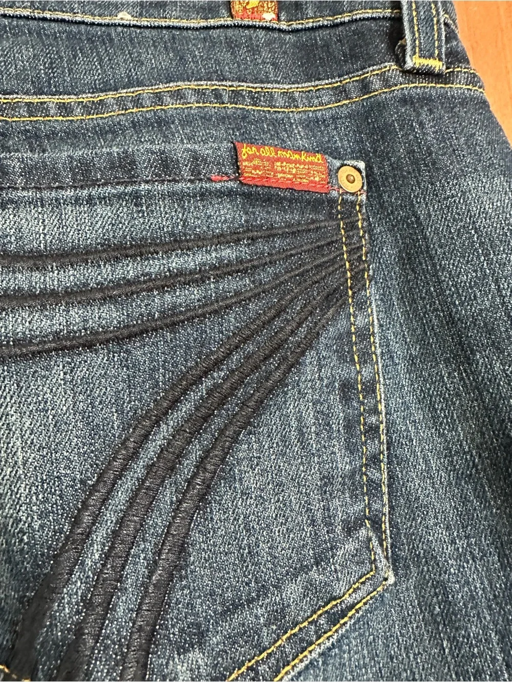 7 For All Mankind Dark Blue Wide-Leg Jeans mid to low rise 32” inseam - Picture 3 of 4